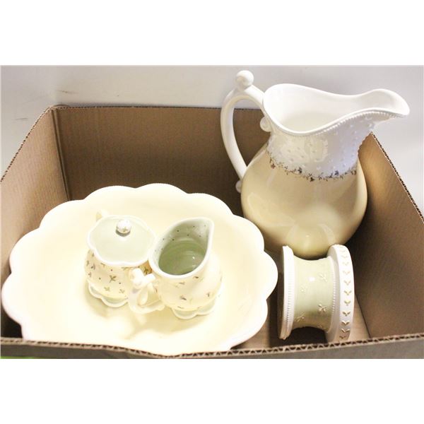 WOODSONG/DEVONSHIRE CERAMIC SERVING SET