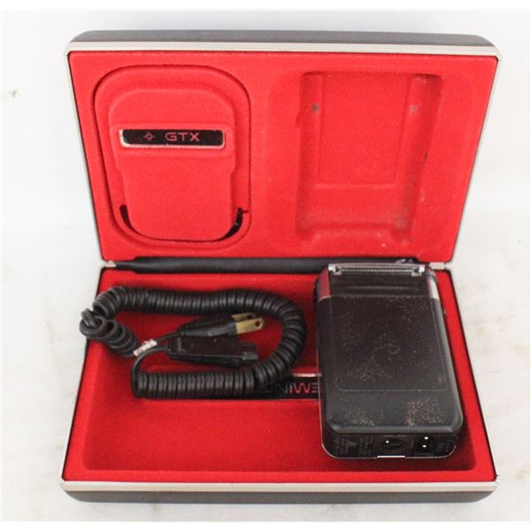 REMINGTON GTX ELECTRIC SHAVER IN CASE