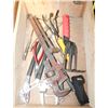 Image 1 : TRAY TOOLS PUMP PLIERS VISE GRIPS ETC