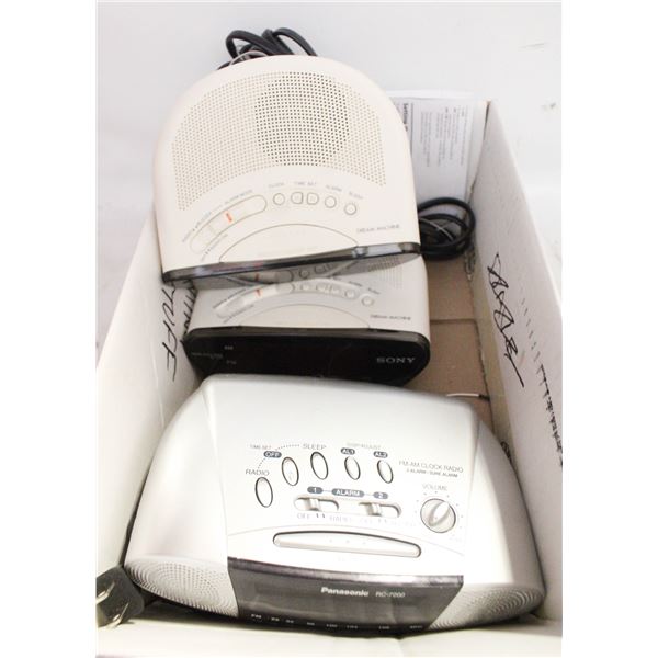 AM/AM CLOCK RADIOS
