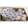 Image 1 : ROYAL WESSEX FLORAL BLUE STONEWARE DISHES