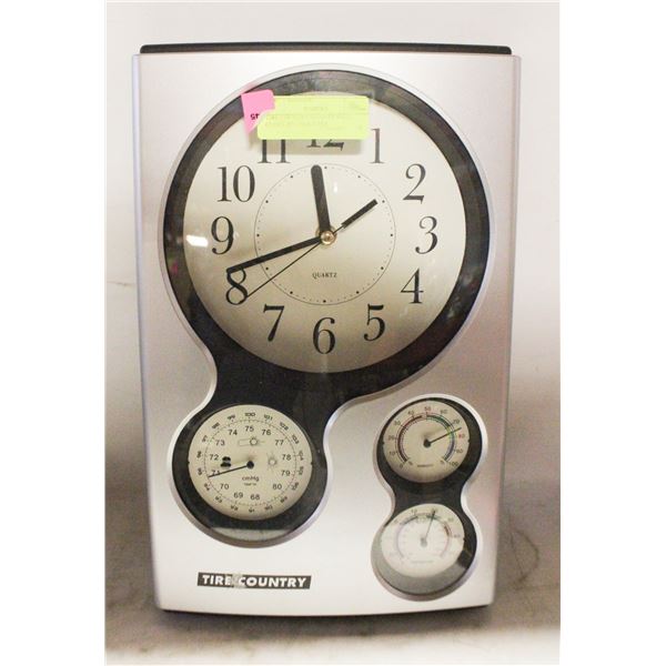 TIRE COUNTRY QUARTZ WALL CLOCK/HYGROMETER