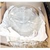 Image 1 : VINTAGE GLASS SERVING WARE