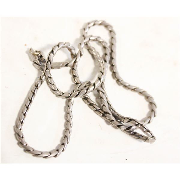 MEN'S 37.2 GRAMS STAMPED MEXICO 925.