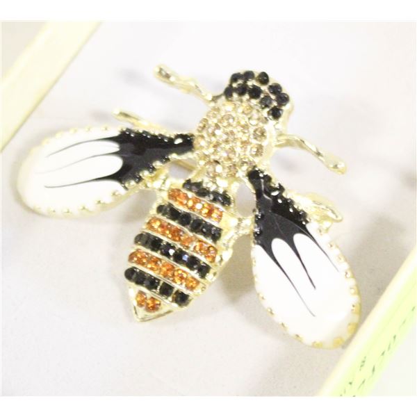 NEW BEE BROOCH WHITE ENAMEL WINGS AMBER