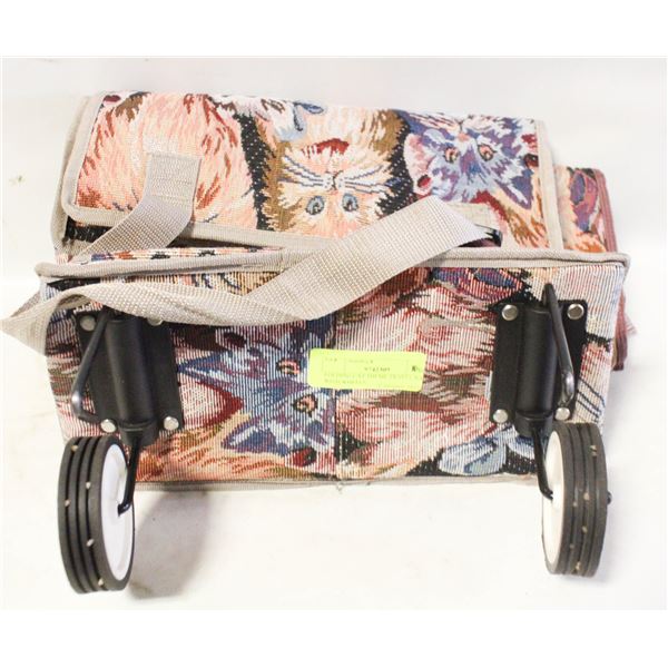 FOLDING CAT THEME TRAVEL BAG WITH WHEELS