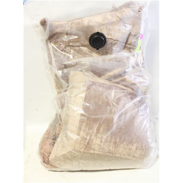 FANCY GOLD DEMASK EMBROIDERED THROW
