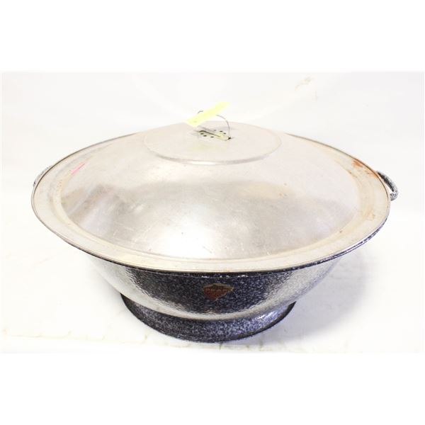 LARGE VINTAGE BREAD PROOFER
