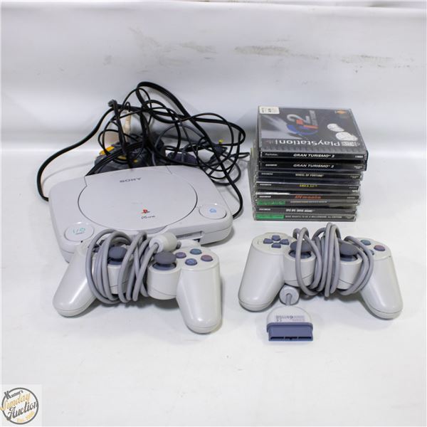 GAMING LOT WITH PS1 CONSOLE, 7 GAMES AND HARDWARE