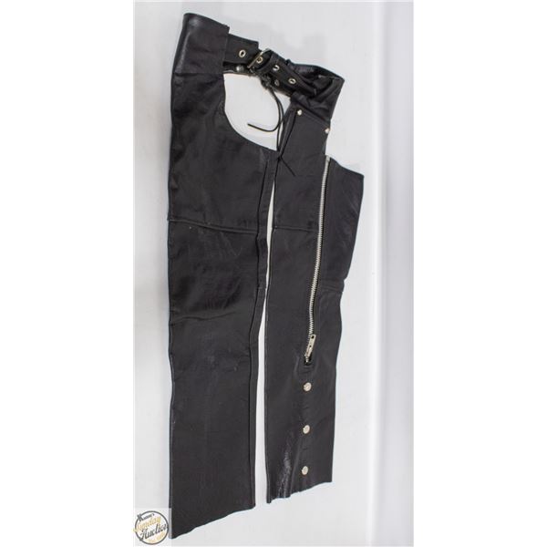 ESTATE BOYS SZ 8 UNIK LEATHER APPAREL RIDING CHAPS