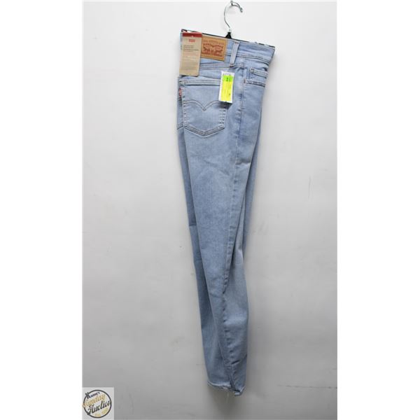 NEW LEVI'S WOMEN'S 720 HIGH RISE SUPER SKINNY JEAN