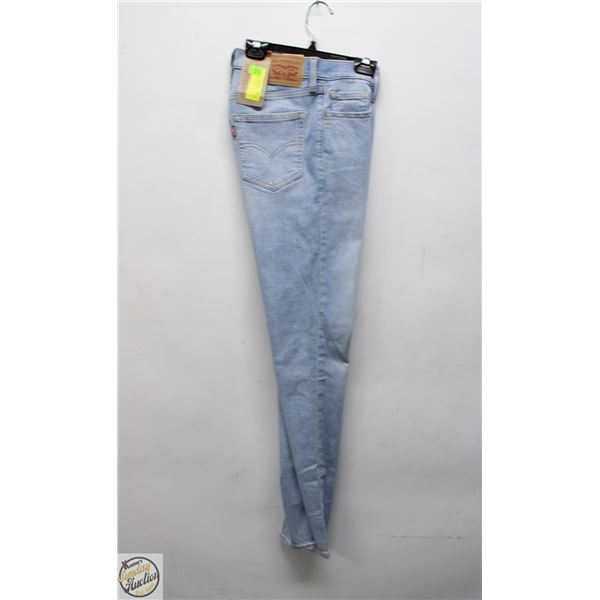 NEW LEVI'S WOMEN'S 720 HIGH RISE SUPER SKINNY JEAN