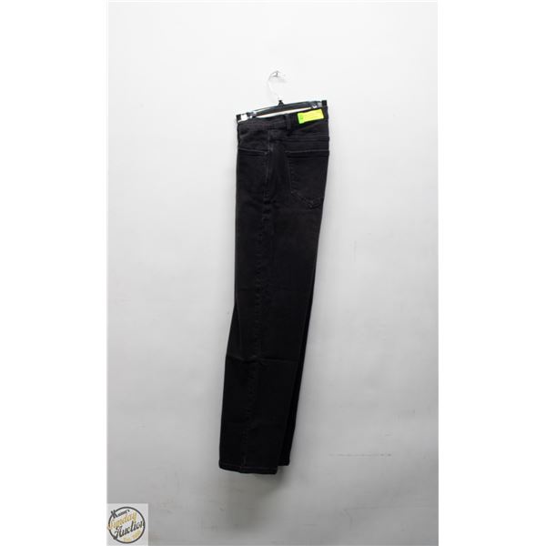 NEW KENSIE JEANS WOMEN'S STRAIGHT FIT JEAN SIZE 8