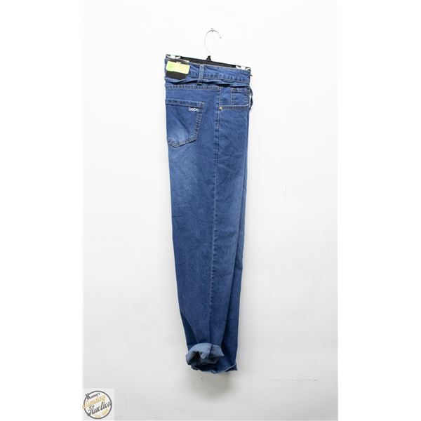 NEW BEBE WOMEN'S SLIM STRAIGHT FIT JEAN SIZE 8/29
