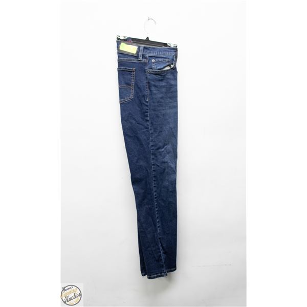 NEW LUCKY BRAND WOMEN'S STRIGHT FIT JEAN 4/27