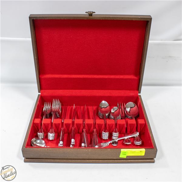 SET OF 45 ONEIDA MIDTOWN STAINLESS