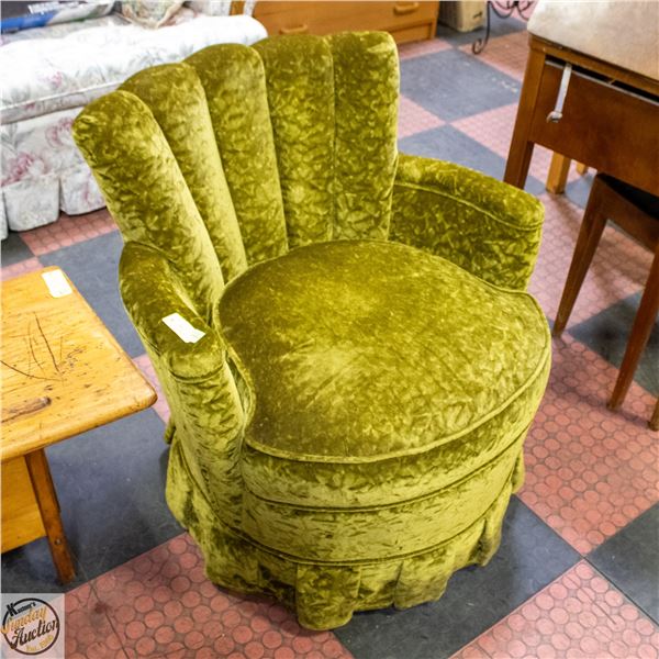 GREEN FUZZY CHAIR