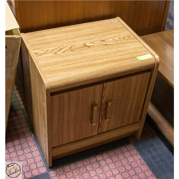 BRASS ACCENTED SIDE TABLE WITH INNER
