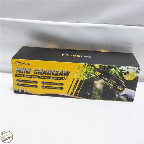 NEW IN BOX CORDLESS MINI CHAINSAW W/FAST