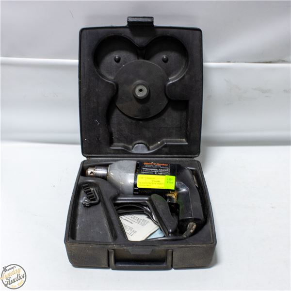 BLACK & DECKER 10MM VARIABLE SPEED DRILL