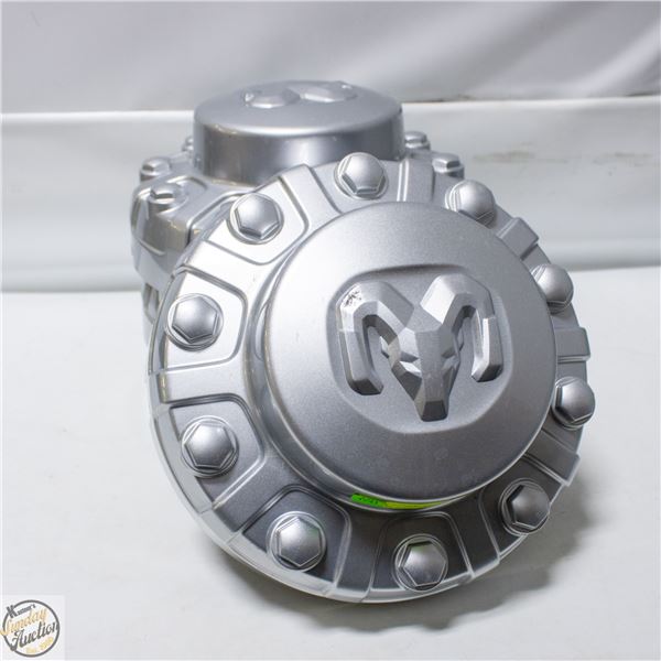 4 SETS OF 4500 5500 WHEEL CENTER CAP HUB