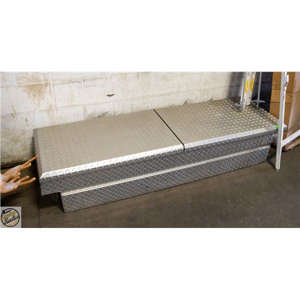 ALUMINUM TRUCK TOOL BOX H-13.5" W-20.5" L-70"