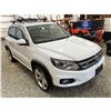 Image 9 : PARKSVILLE - 2015 VOLKSWAGEN TIGUAN WHITE 213638 KMS - 558144-1