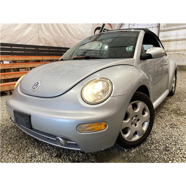 PARKSVILLE - 2003 VOLKSWAGEN BEETLE SILVER 209619 KMS - 304370-3