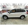 Image 23 : PARKSVILLE - 2015 SUBARU FORESTER WHITE 204244 KMS - 838044-1