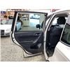 Image 46 : PARKSVILLE - 2015 SUBARU FORESTER WHITE 204244 KMS - 838044-1
