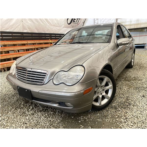 PARKSVILLE - 2003 MERCEDES-BENZ C-CLASS CHAMPAIGN  144286 KMS - 414904-3