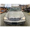 Image 6 : PARKSVILLE - 2003 MERCEDES-BENZ C-CLASS CHAMPAIGN  144286 KMS - 414904-3