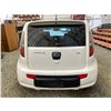 Image 18 : PARKSVILLE - 2011 KIA SOUL WHITE 316714 KMS - 709273-3