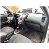 Image 38 : PARKSVILLE - 2011 KIA SOUL WHITE 316714 KMS - 709273-3