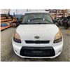 Image 6 : PARKSVILLE - 2011 KIA SOUL WHITE 316714 KMS - 709273-3