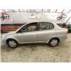 Image 12 : PARKSVILLE - 2004 TOYOTA ECHO SILVER 144441 KMS - 334776-3