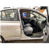 Image 41 : PARKSVILLE - 2004 TOYOTA ECHO SILVER 144441 KMS - 334776-3