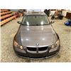 Image 7 : PARKSVILLE - 2006 BMW 325I GREY 243523 KMS - T12360-1