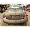 Image 15 : PARKSVILLE - 2004 NISSAN ALTIMA BEIGE  122150 KMS - 157649-3