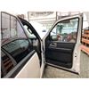 Image 37 : PARKSVILLE - 2012 FORD EXPEDITION WHITE 247519 KMS - F45789-4