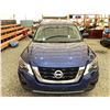 Image 7 : PARKSVILLE - 2017 NISSAN PATHFINDER BLUE 304714 KMS - 637302-3