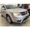 Image 8 : PARKSVILLE - 2011 DODGE JOURNEY SILVER 224686 KMS - 569168-2