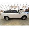 Image 11 : PARKSVILLE - 2015 MITSUBISHI OUTLANDER WHITE 244281 KMS - 600704-2