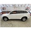 Image 23 : PARKSVILLE - 2015 MITSUBISHI OUTLANDER WHITE 244281 KMS - 600704-2