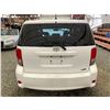 Image 18 : PARKSVILLE - 2008 TOYOTA SCION XB WHITE 287426 KMS - 129980-2