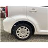 Image 27 : PARKSVILLE - 2008 TOYOTA SCION XB WHITE 287426 KMS - 129980-2