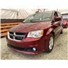 Image 2 : PARKSVILLE - 2017 DODGE GRAND CARAVAN RED 193051 KMS - 775683-3