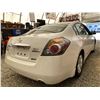 Image 14 : PARKSVILLE - 2011 NISSAN ALTIMA WHITE 244659 KMS - 140990-3