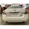 Image 17 : PARKSVILLE - 2011 NISSAN ALTIMA WHITE 244659 KMS - 140990-3