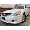 Image 1 : PARKSVILLE - 2011 NISSAN ALTIMA WHITE 244659 KMS - 140990-3